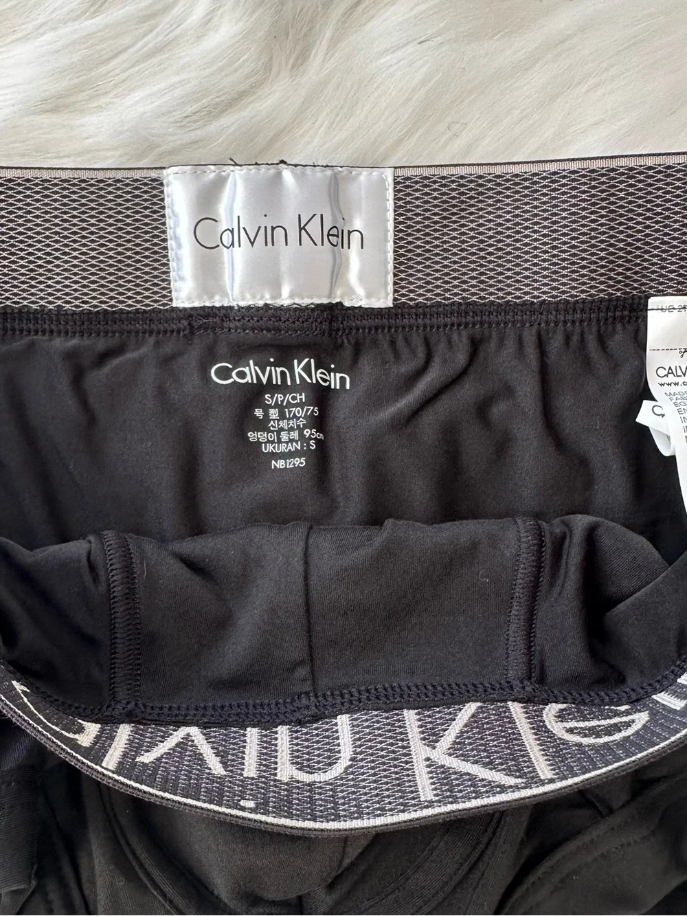 Calvin Klein Customized Stretch Low Rise Trunk Men’s Small Black NWOT